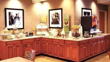 Free daily continental breakfast