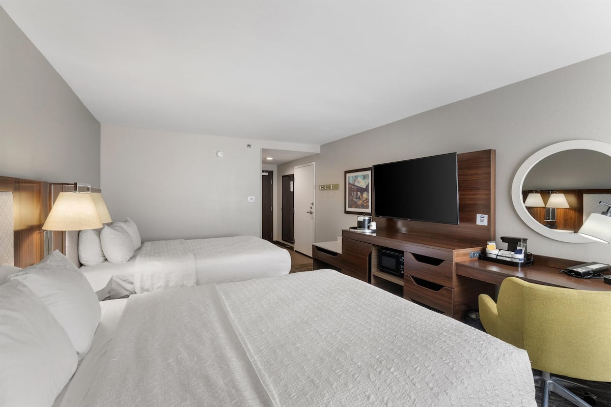 Premium bedding, iron/ironing board, cots/infant beds, free WiFi