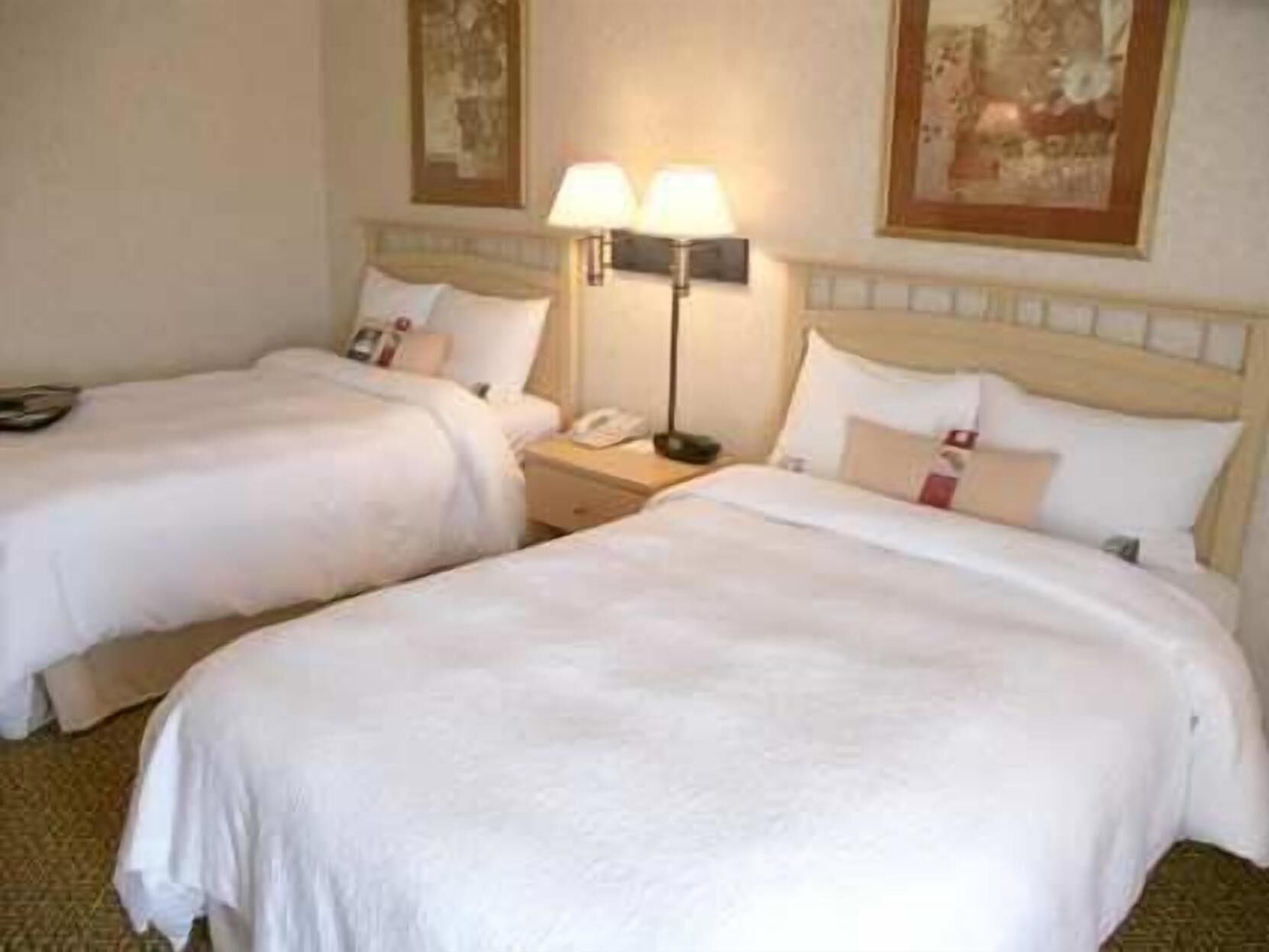 Peralatan tempat tidur premium, seterika/papan seterika 