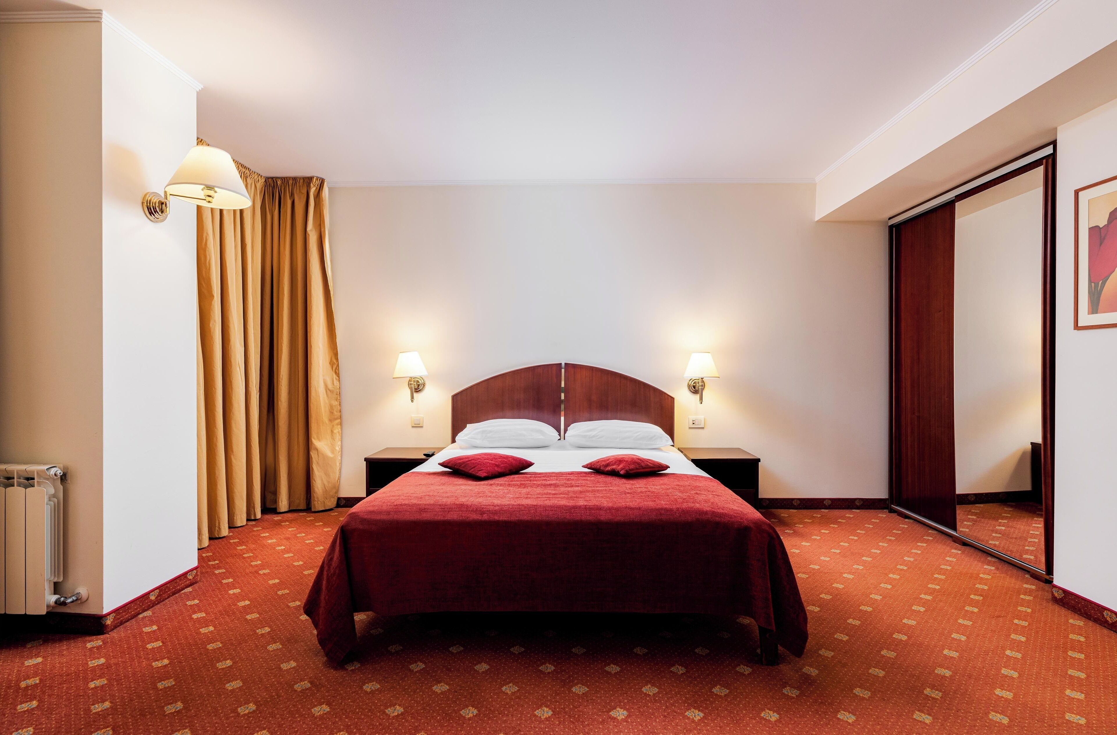 Superior Double Room | 2 bedrooms, minibar, in-room safe, desk