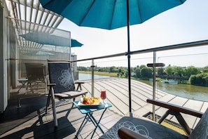 Double Room, Terrace | Hypo-allergenic bedding, minibar, in-room safe, individually decorated - Niebieski Art Hotel & Spa (Kraków)