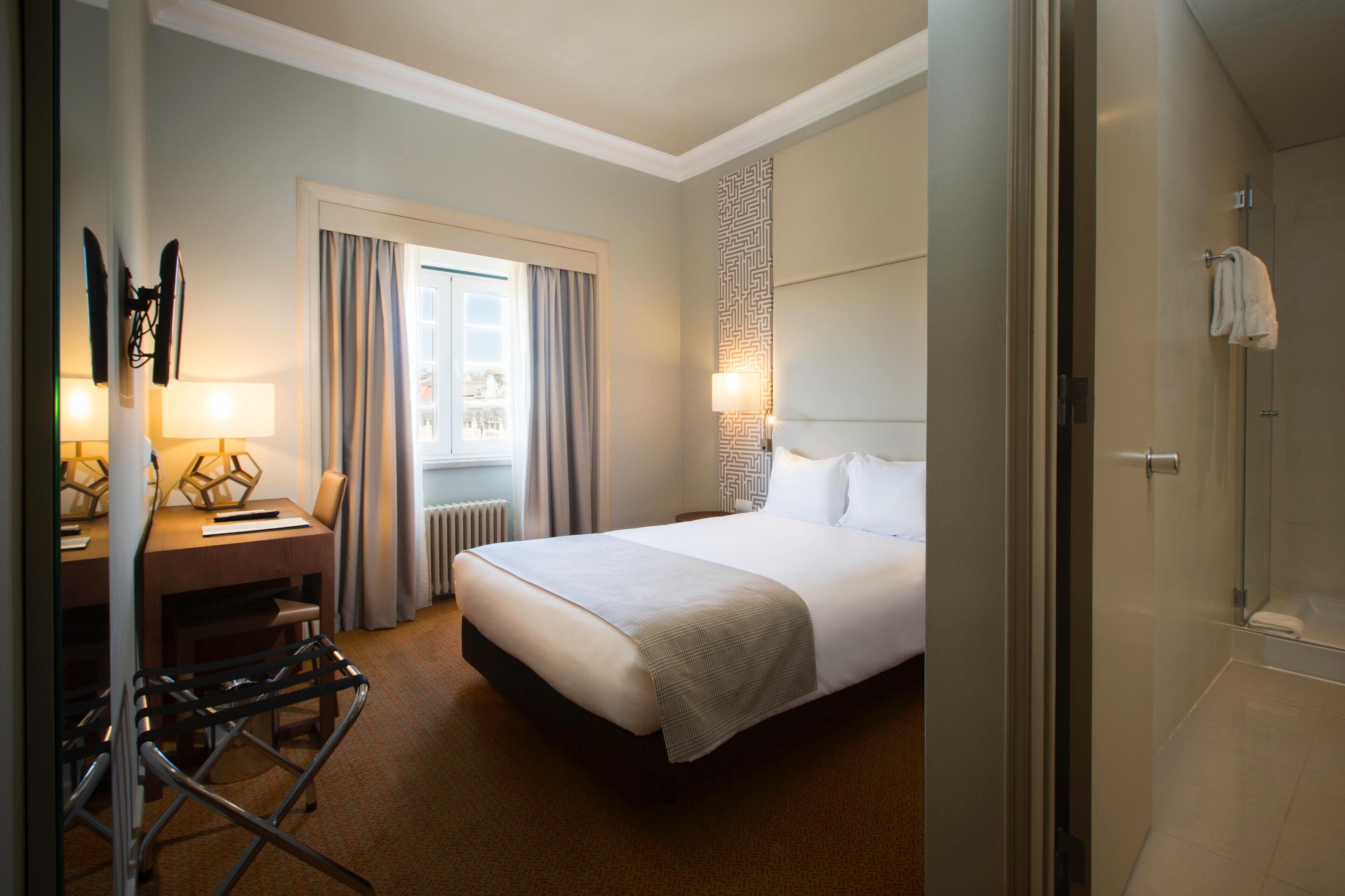 Premium bedding, Select Comfort beds, minibar, in-room safe