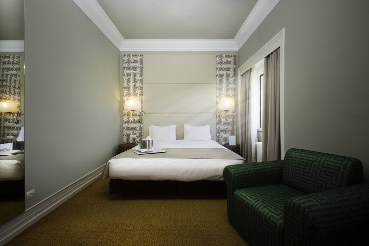 Premium bedding, Select Comfort beds, minibar, in-room safe