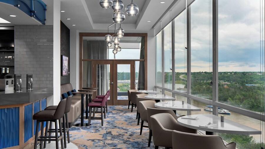 Courtyard by Marriott Edmonton Downtown