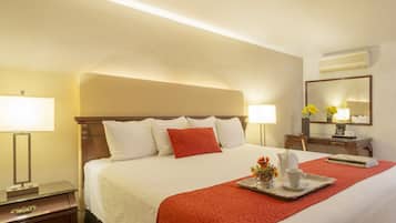 Habitación estándar, 1 cama King size | Caja de seguridad en la habitación, cortinas blackout y wifi gratis