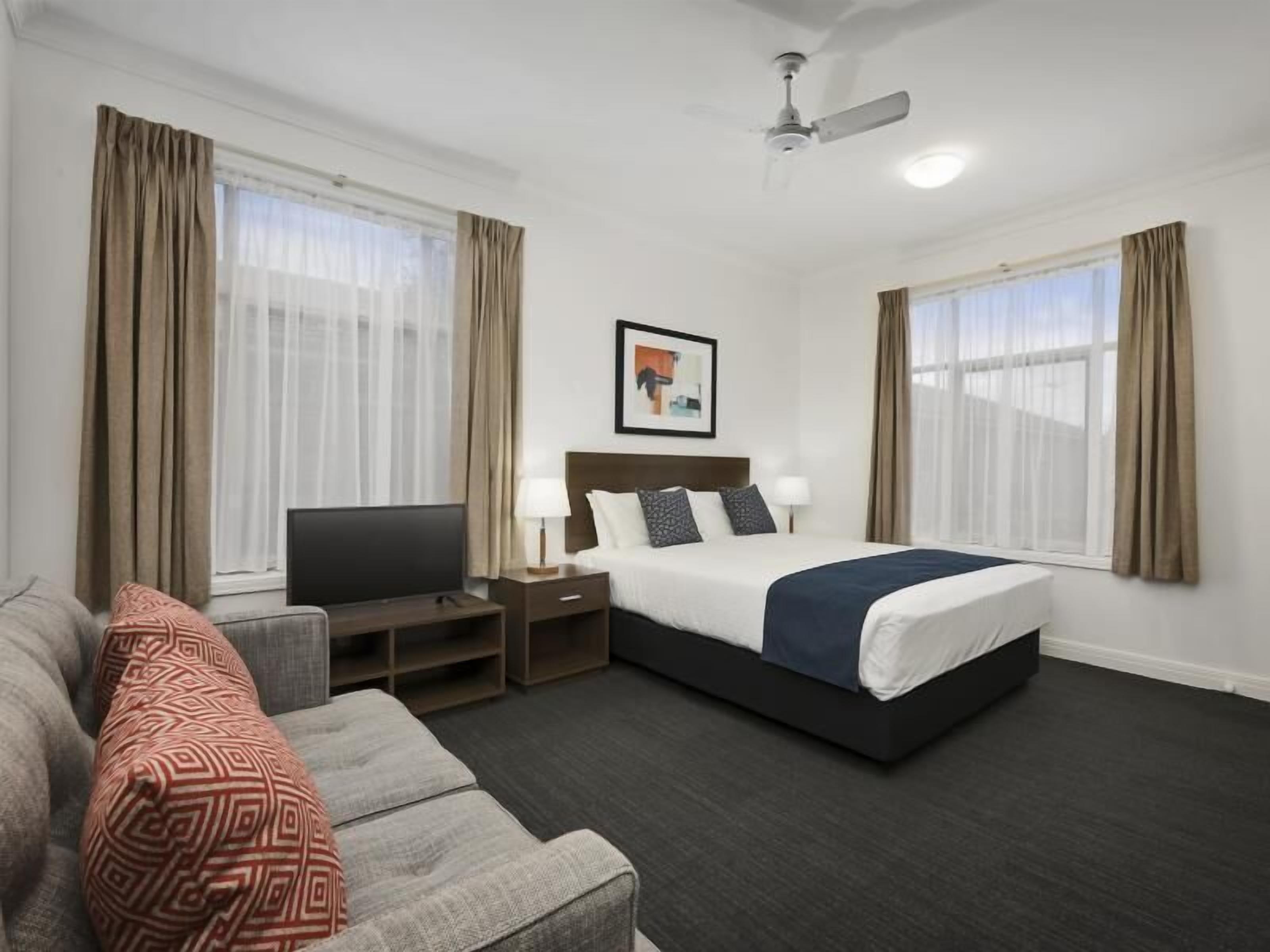 Desk, iron/ironing board, cribs/infant beds, rollaway beds