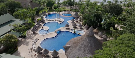 Outdoor pool, sun loungers