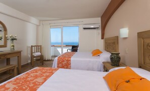 Standard Room, 2 Double Beds, Ocean View