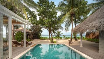 Deluxe-Villa, eigener Pool, am Strand (Suite) | Strand-/Meerblick