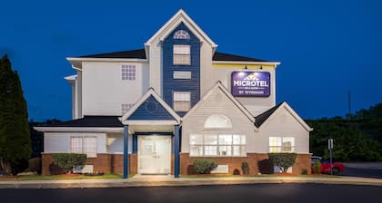 Microtel Inn & Suites by Wyndham Norcross