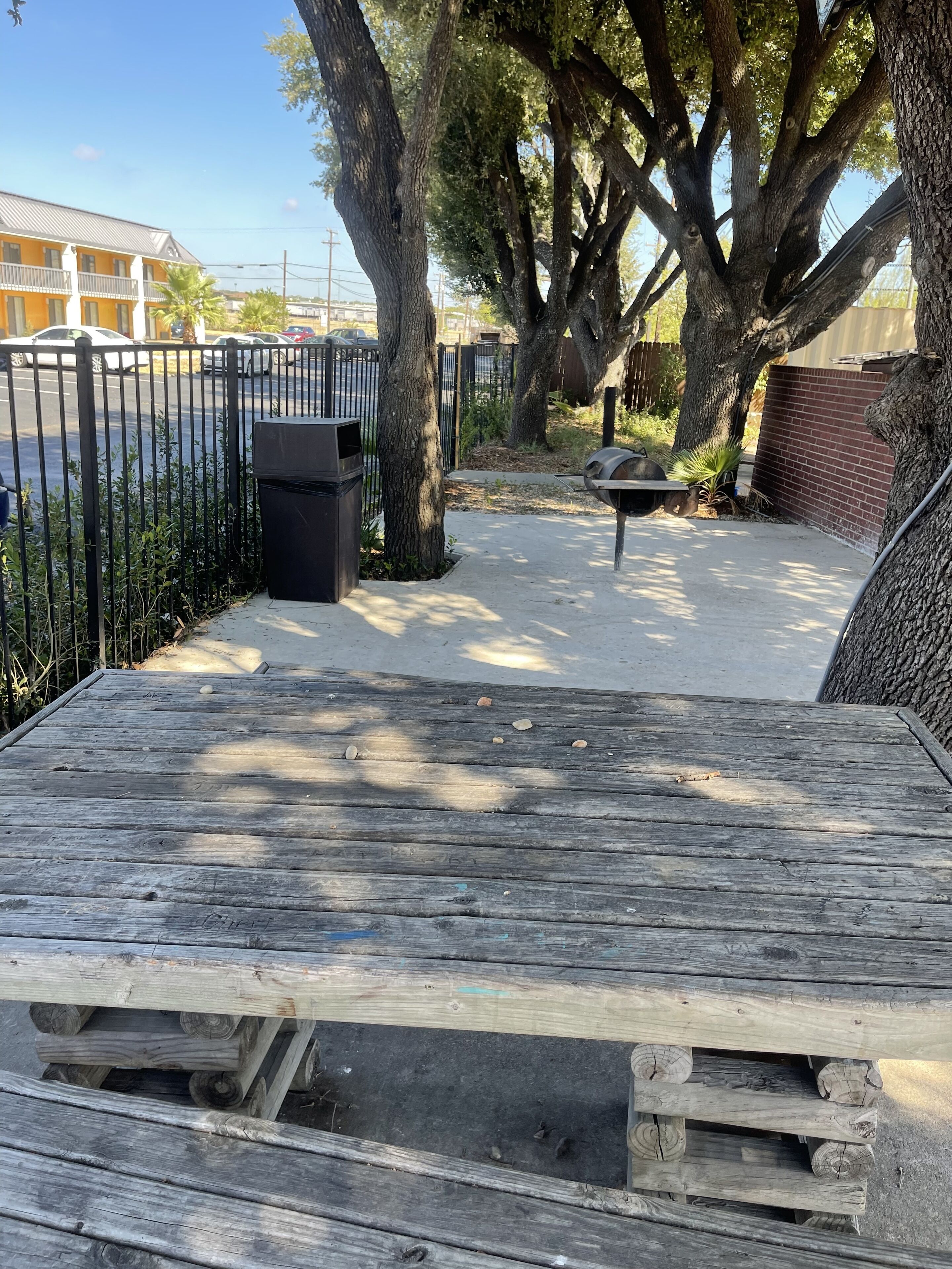 Photo - Super 8 by Wyndham San Antonio Downtown NE