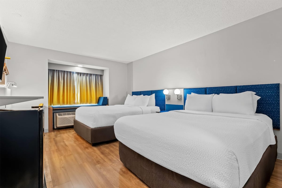 Standard Room, 2 Queen Beds