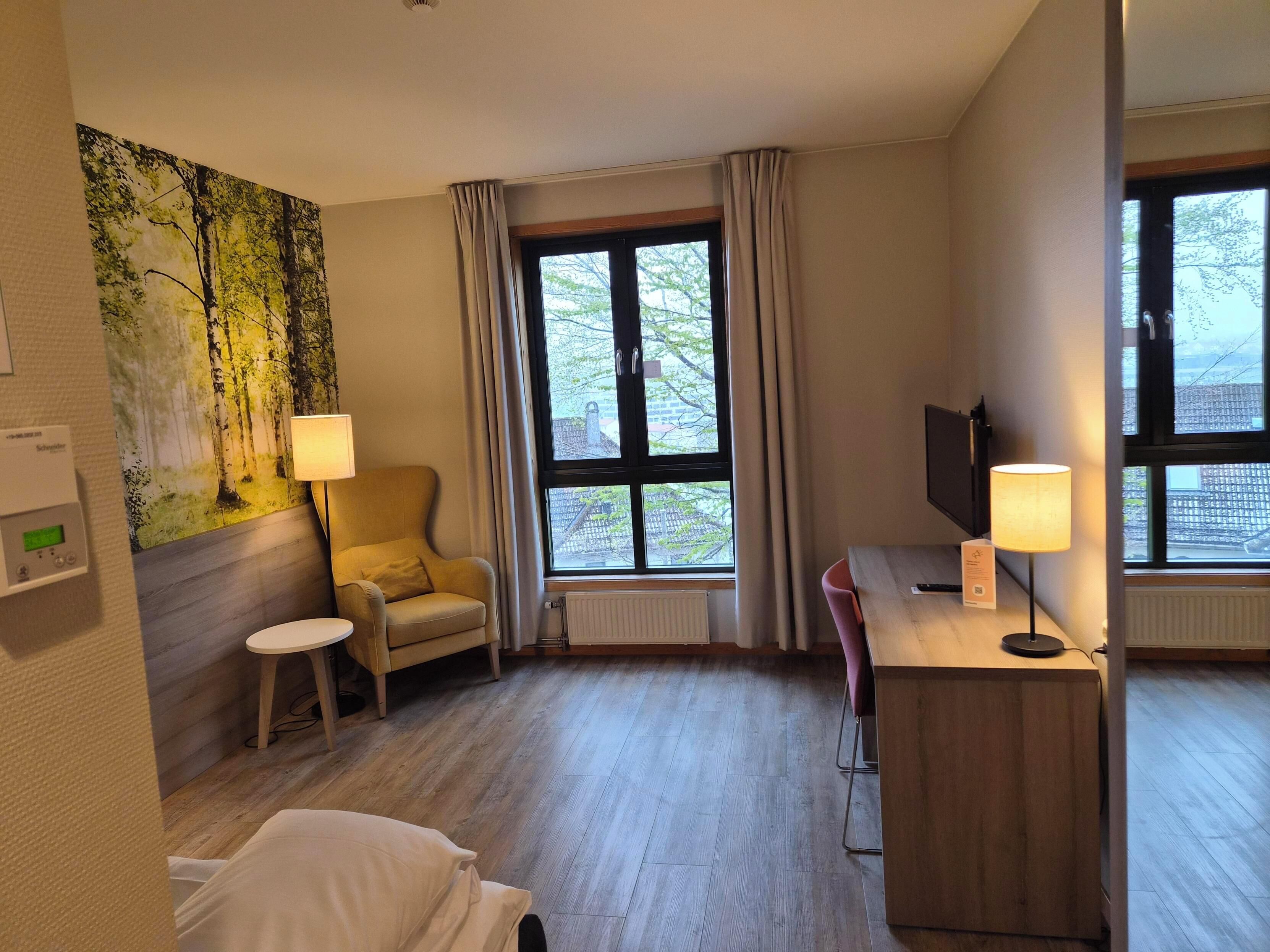 Standard Single Room | Minibar, desk, rollaway beds, free WiFi