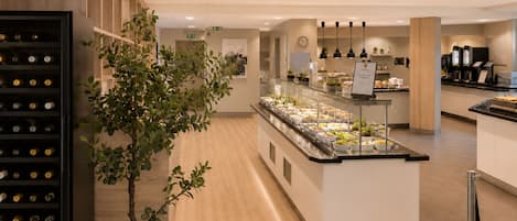 Dagelijks ontbijtbuffet inbegrepen