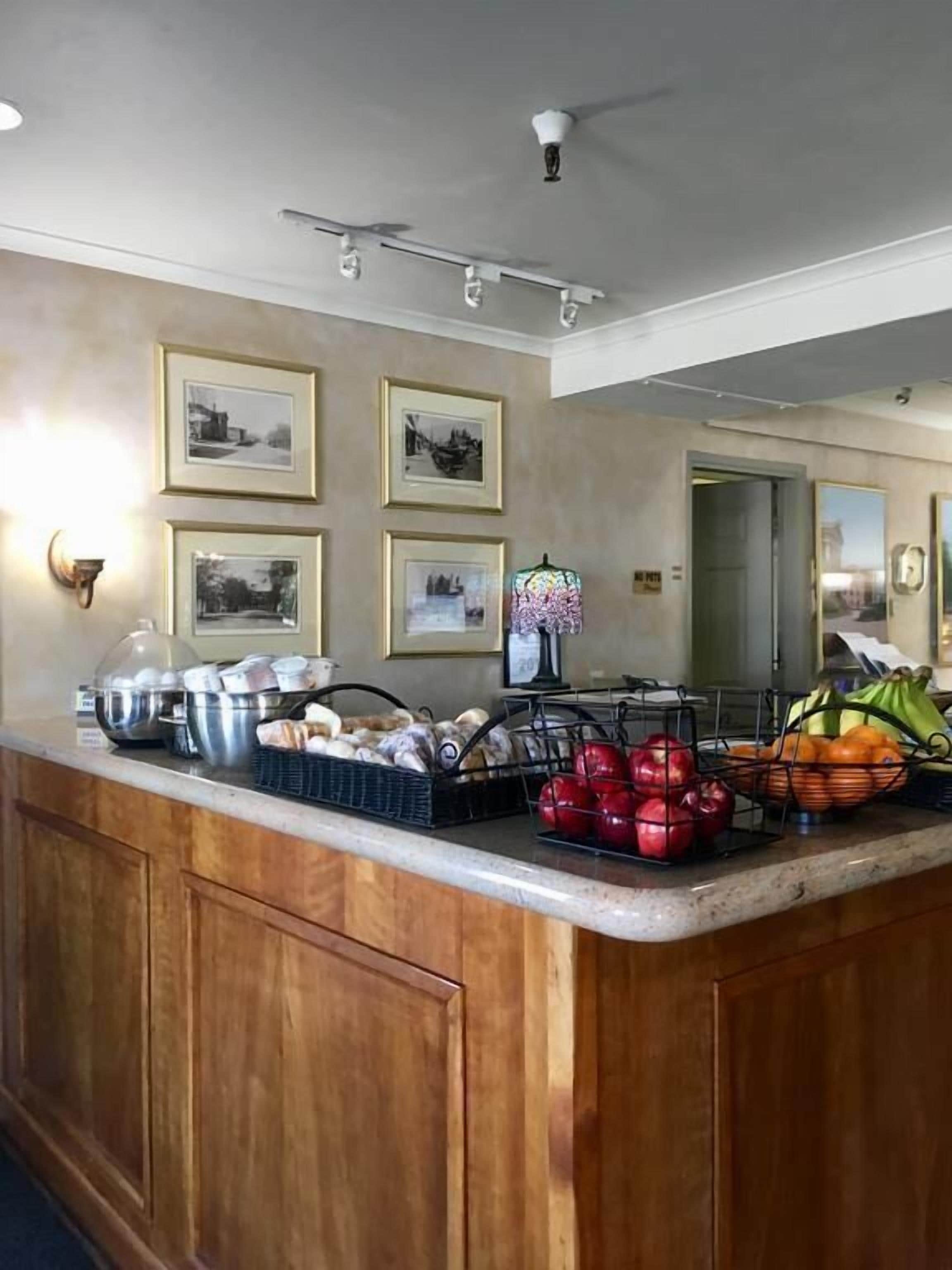 Desayuno continental gratuito