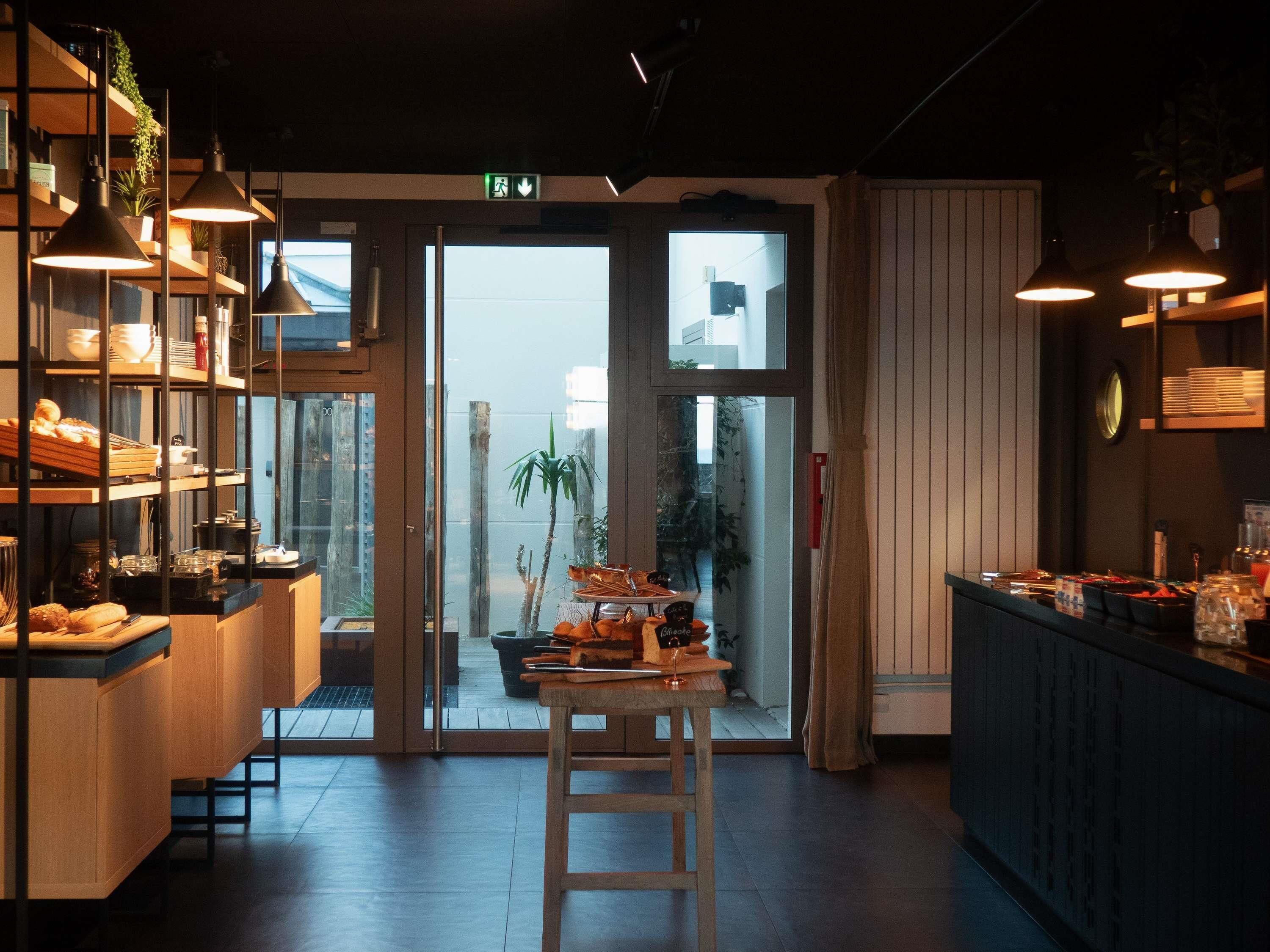 Daily buffet breakfast (EUR 20 per person)