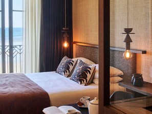 Privilege, Room, 1 Double Bed, Sea View | Pillow-top beds, in-room safe, desk, blackout curtains - Mercure St Malo Front De Mer (Saint-Malo)