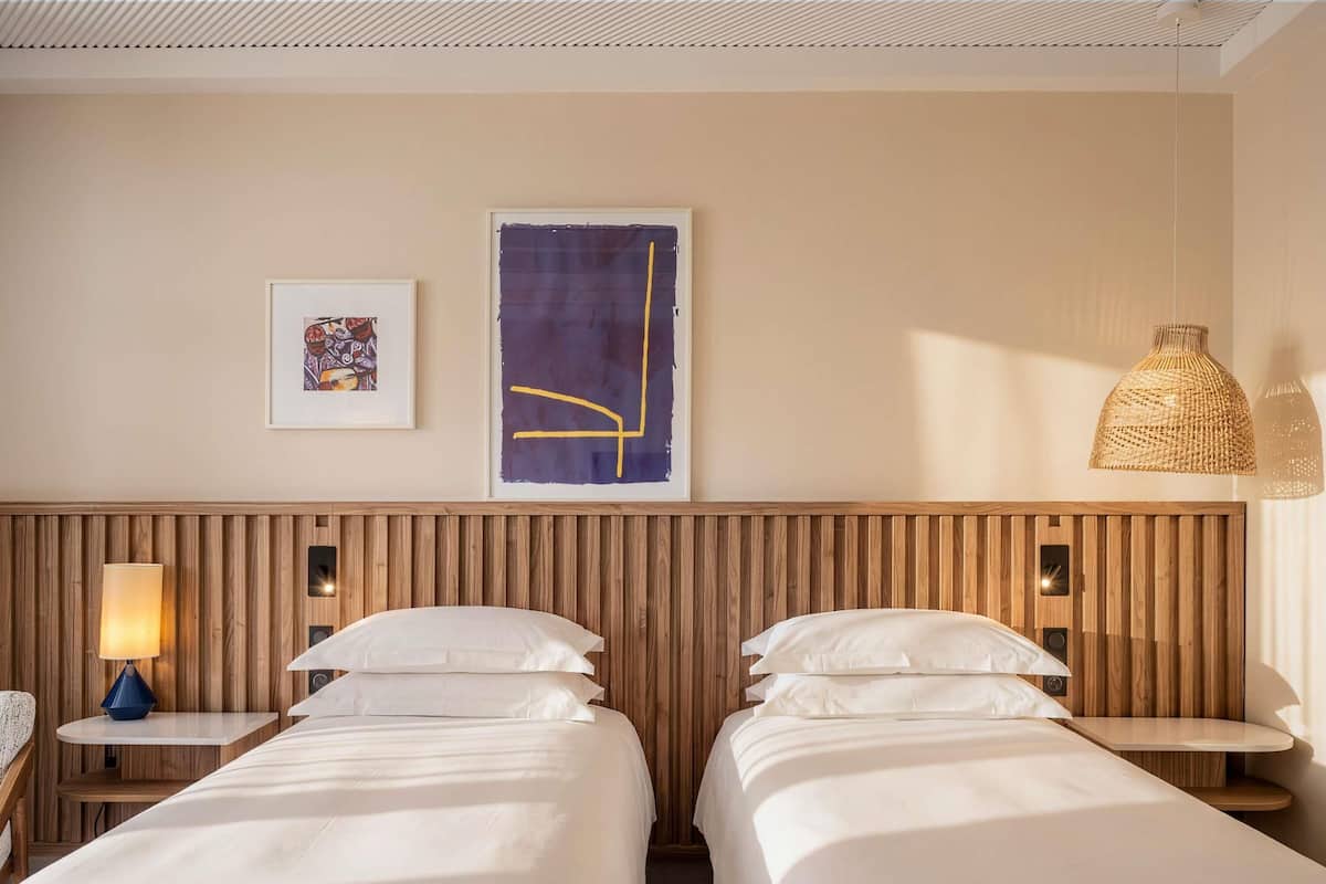 Superior Room, 2 Single Beds, Sea View
