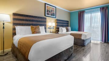 Room | 1 bedroom, hypo-allergenic bedding, down comforters, pillowtop beds