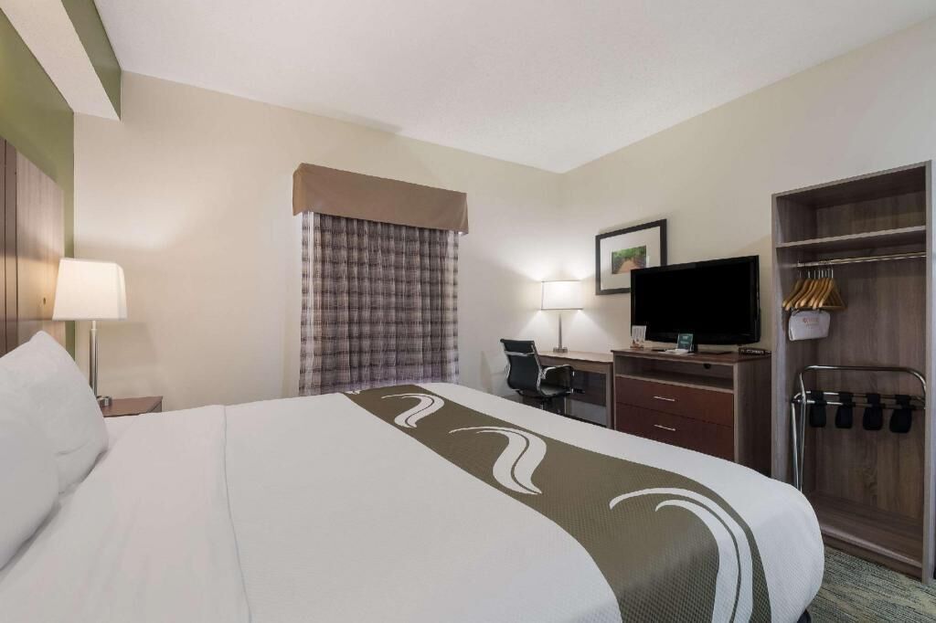 Pillowtop beds, desk, laptop workspace, iron/ironing board