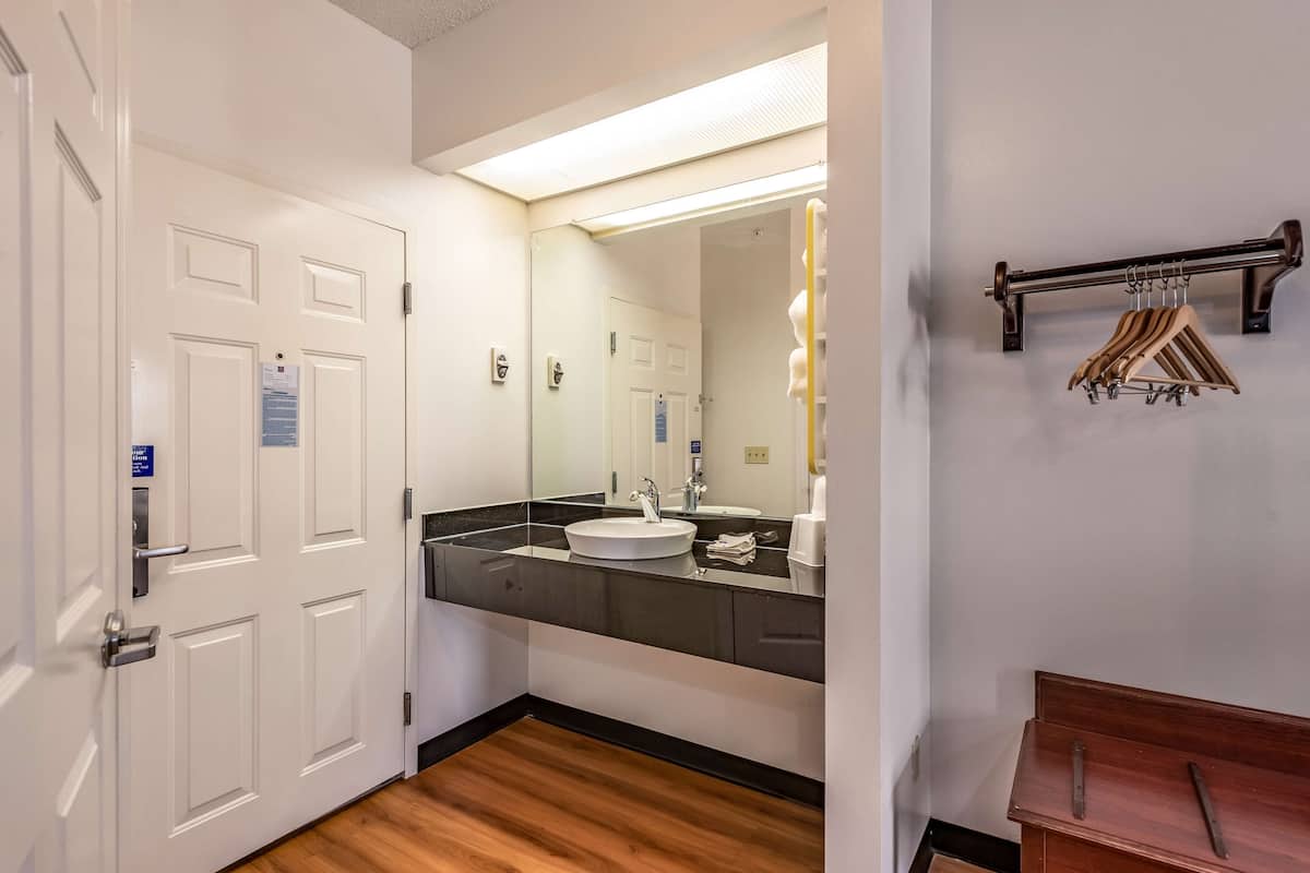 Pillow-top beds, desk, blackout curtains, free WiFi