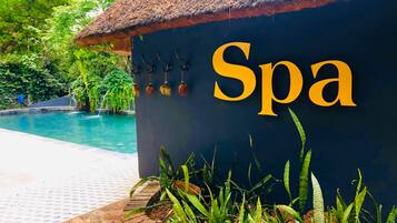 Couples treatment room(s), body treatments, massages