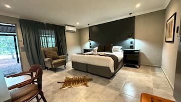 Standard Room, 1 Double or 2 Single Beds | In-room safe, individually decorated, individually furnished, desk