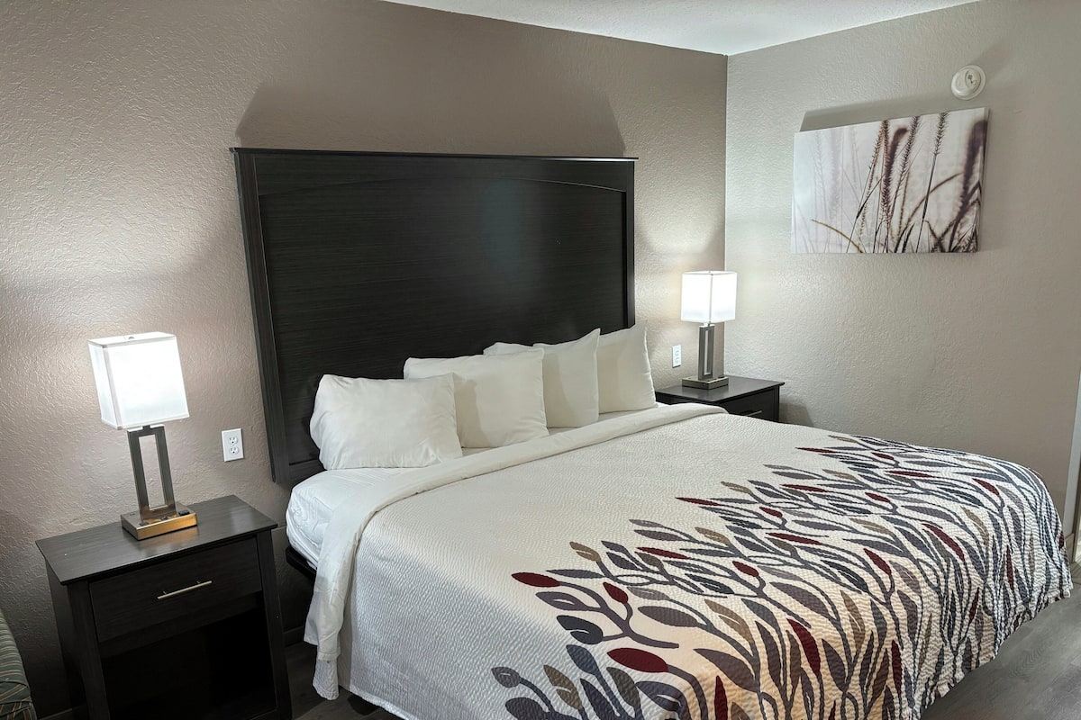 Chambre Supérieure, 1 trÚs grand lit, non-fumeur