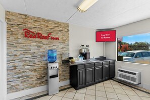 Coffee service - Red Roof Inn Panama City Beach (Panama City Beach)