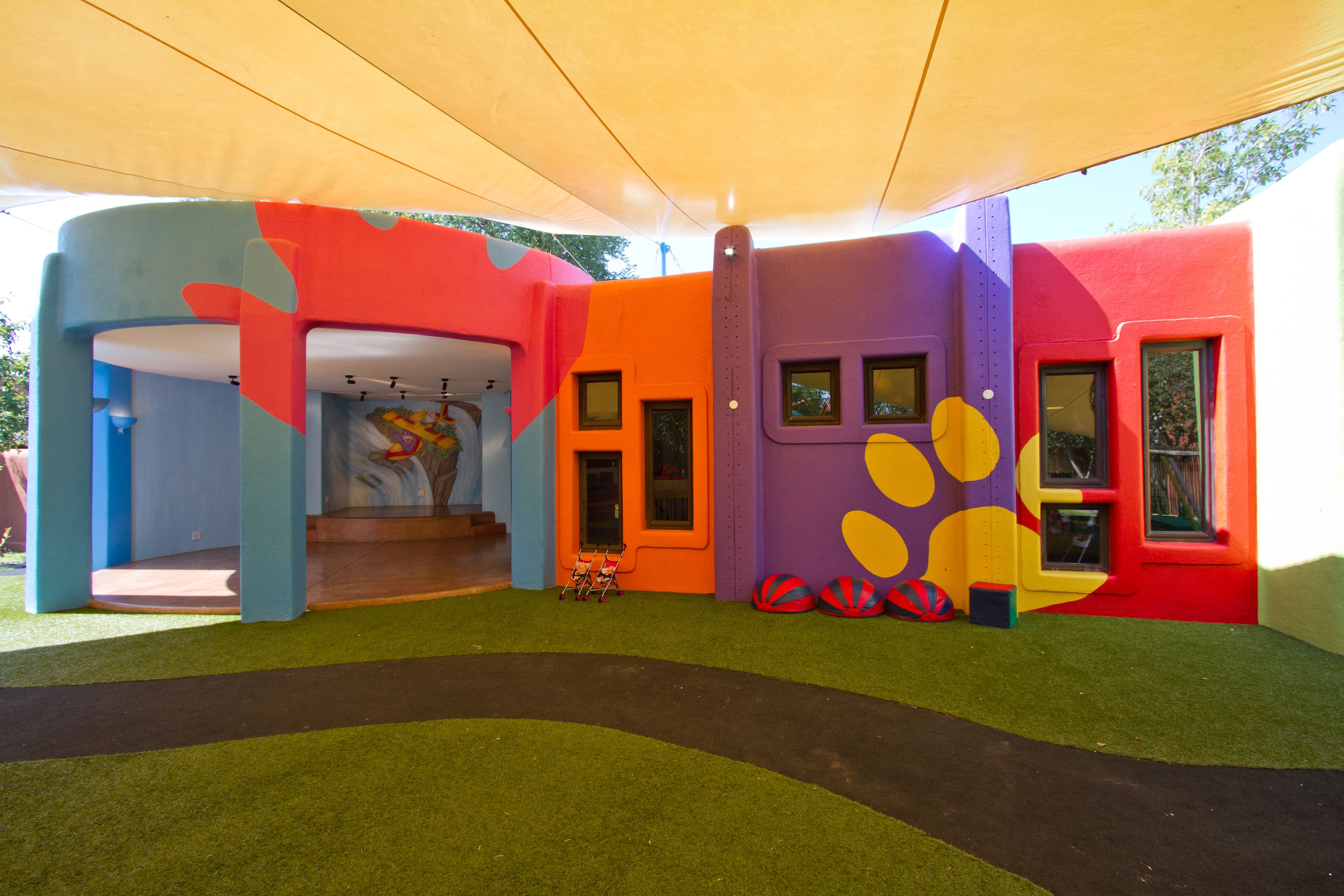 children’s play area – outdoor