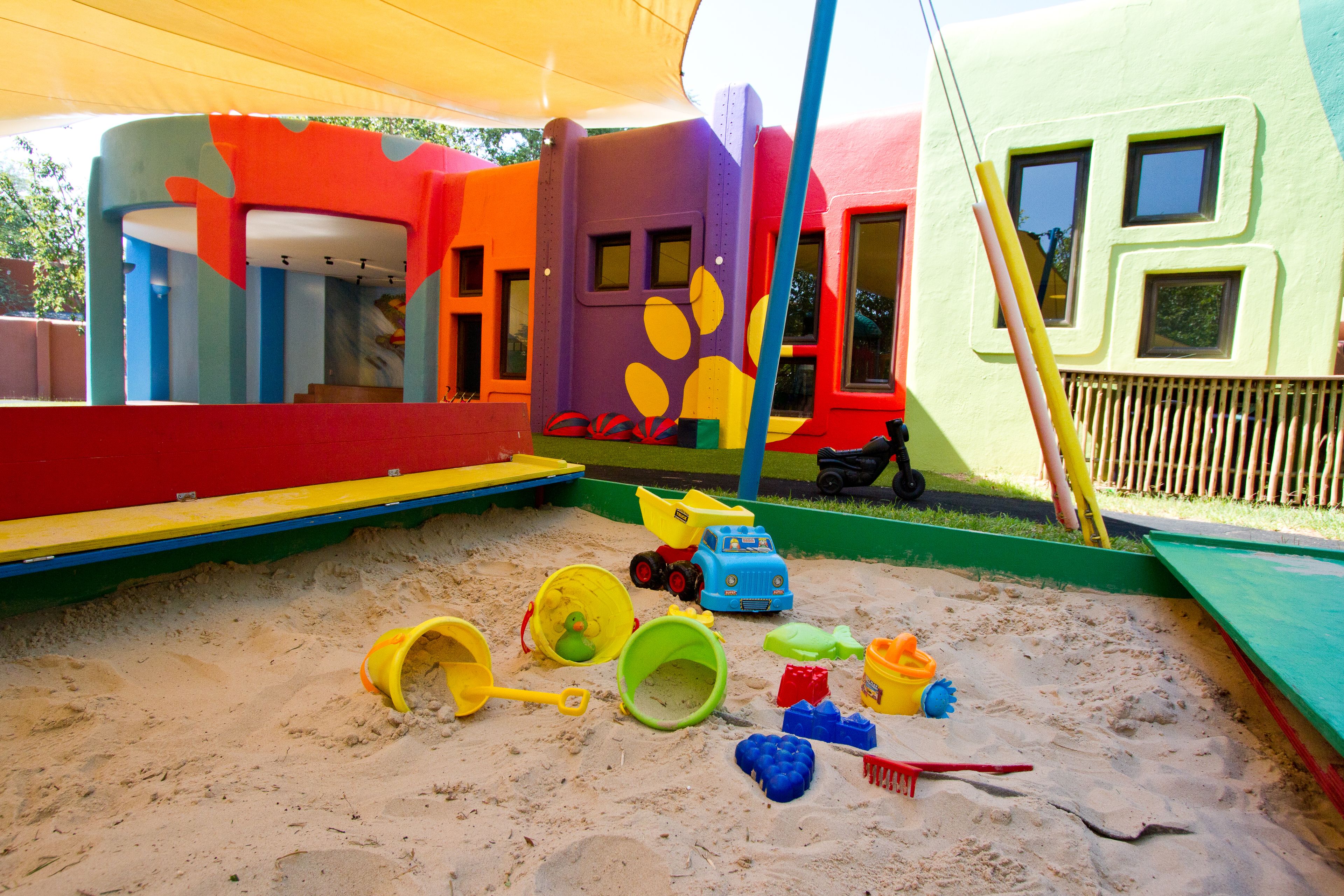 children’s play area – outdoor