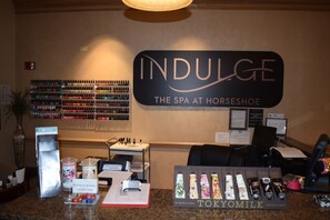 Couples treatment rooms, body treatments, aromatherapy - Caesars Southern Indiana - A Caesars Rewards Destination (Elizabeth)