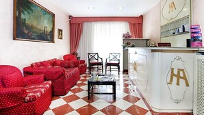 Interior - Hotel Augustea (Rome)