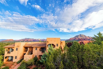 Hotel Exterior at Hilton Vacation Club Sedona Summit