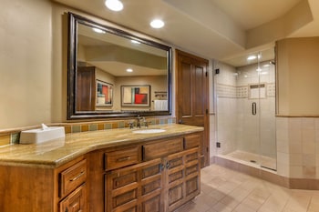 Bathroom shower at Hilton Vacation Club Sedona Summit