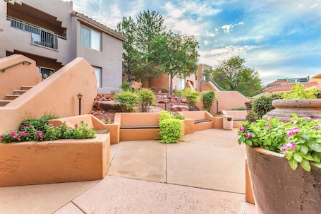 Exterior. Hilton Vacation Club Sedona Summit
