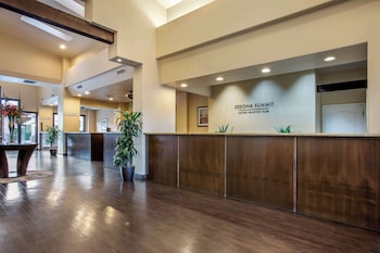 Reception area at Hilton Vacation Club Sedona Summit