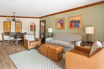 In-room safe, iron/ironing board, free WiFi, bed sheets at Hilton Vacation Club Sedona Summit
