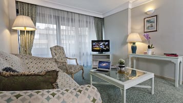 LCD TV