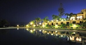 Exterior - Pestana Levante Beach & Golf Hotel (Lagoa)