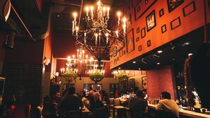 4 restaurants, breakfast, lunch, dinner served; international cuisine 