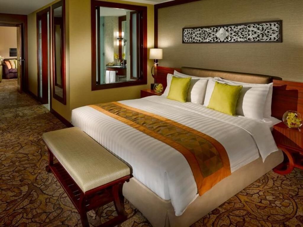 Sengetøy av topp kvalitet, safe på rommet og skrivebord