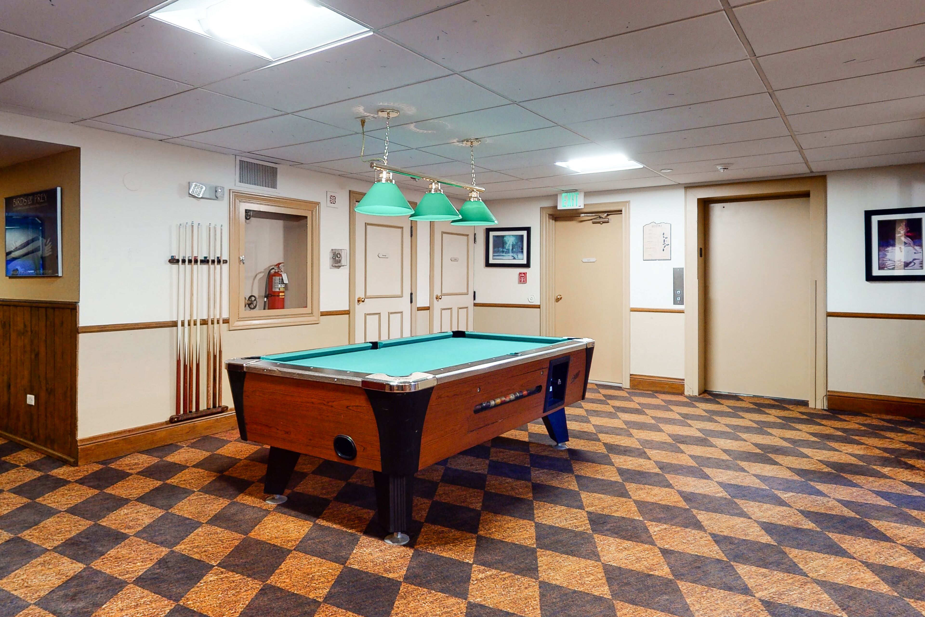 studio, 1 bedroom, hot tub (the charter 4375) | games room