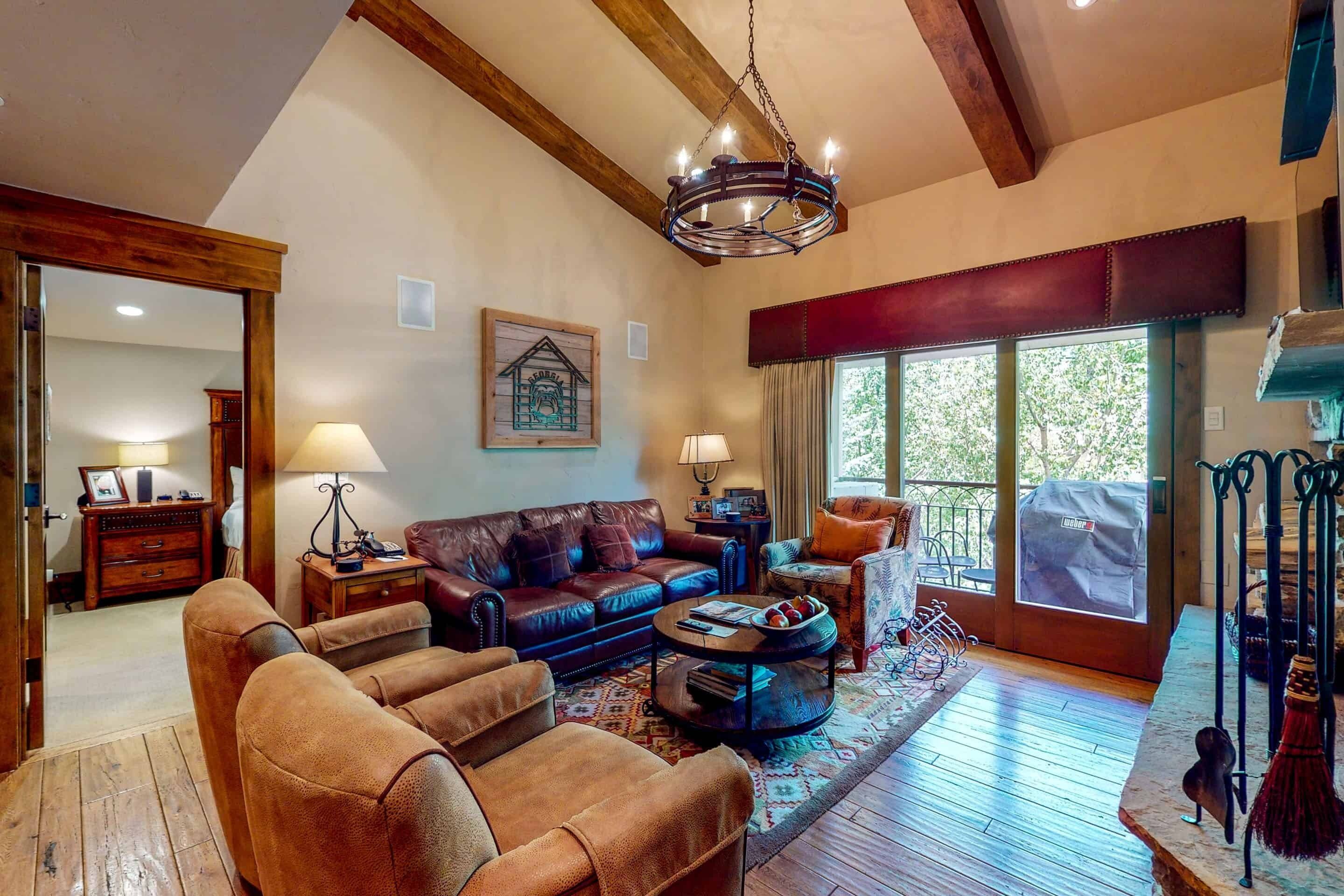 condo, 2 bedrooms (luxury 2 bedroom condo) | living area | tv