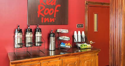 Red Roof Inn & Suites Lake Orion/ Auburn Hills