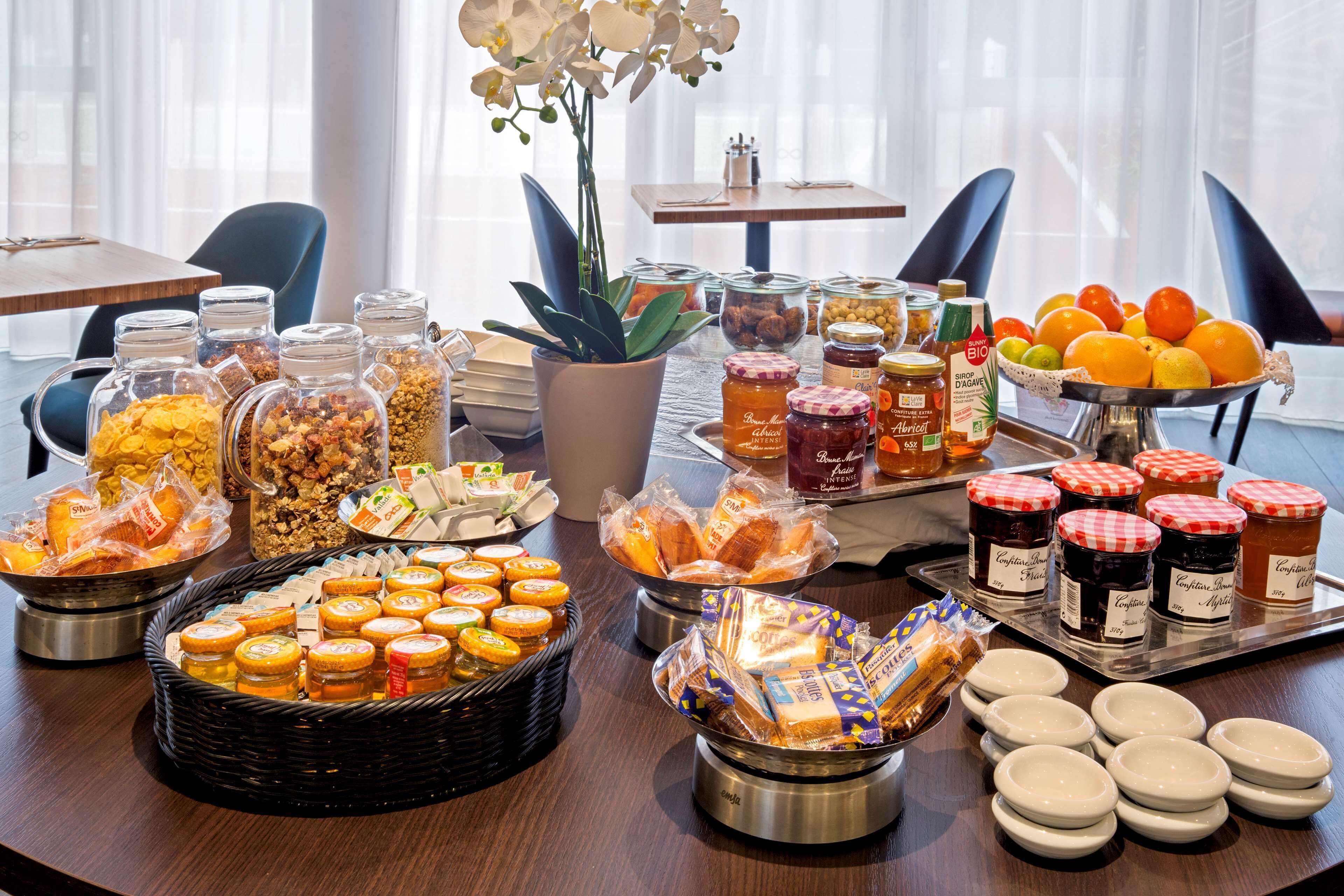daily buffet breakfast (eur 18 per person)