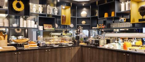Daily buffet breakfast (EUR 18 per person)