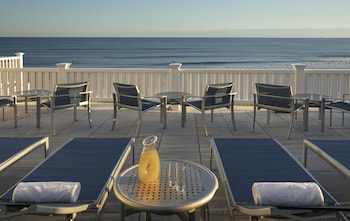 Sundeck at Nantasket Beach Resort