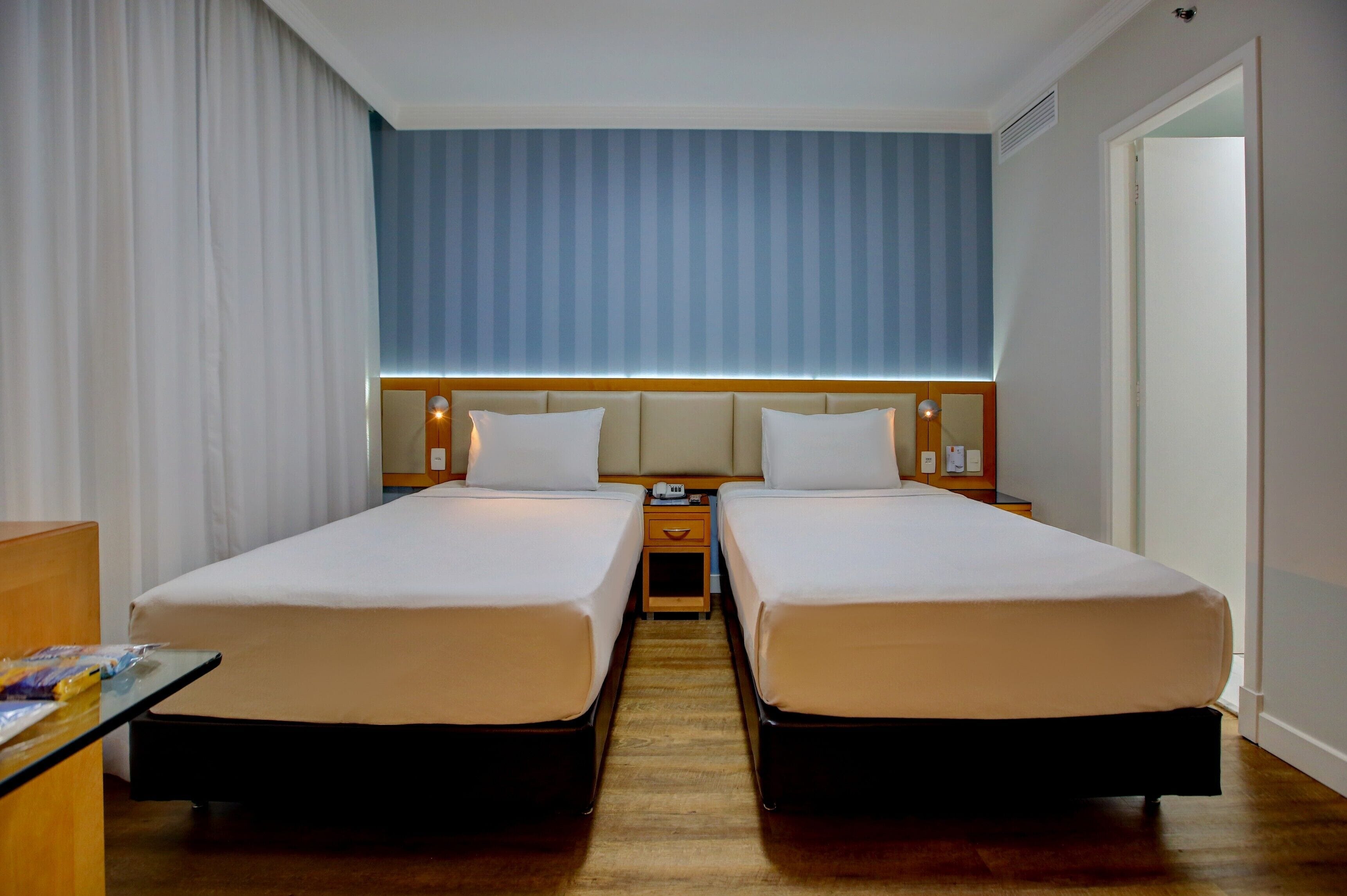 executive double room, multiple beds | 1 bedroom, minibar, in-room safe, desk