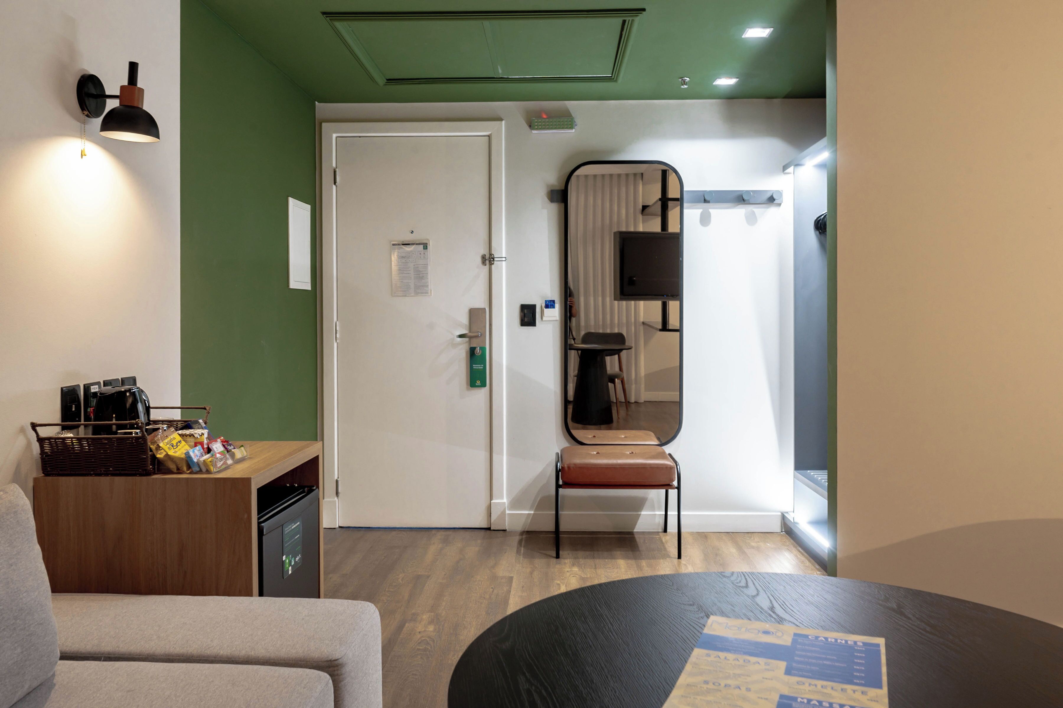 luxury suite, 1 king bed with sofa bed | living area | 32-inch lcd tv with cable channels, tv